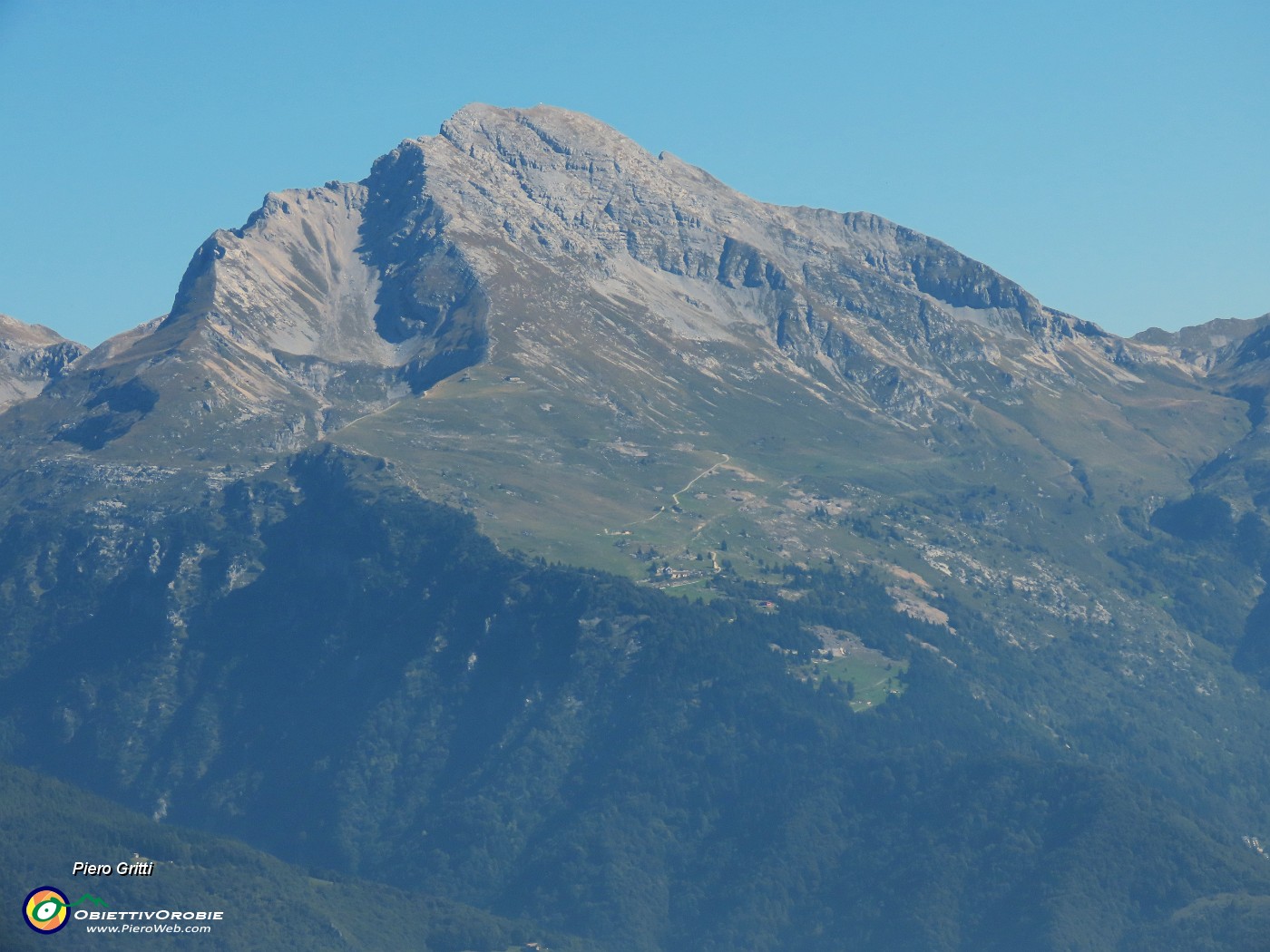 47 Pizzo Arera (2512 m).JPG